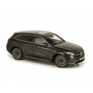 1/18 Mercedes-Benz EQC 400 4MATIC (N293) серый металлик cо светящимися габаритами и фонарями
