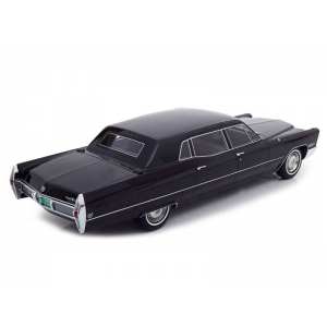 1/18 Cadillac Fleetwood 75 Limousine 1967 черный