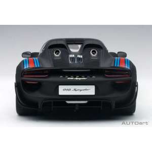 1/18 Porsche 918 Spyder Weissach Package 2013 (matt black, martini livery) черный Мартини