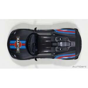 1/18 Porsche 918 Spyder Weissach Package 2013 (matt black, martini livery) черный Мартини