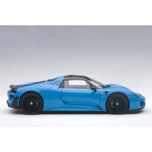 1/18 Porsche 918 Spyder Weissach Package 2013 (blue) синий