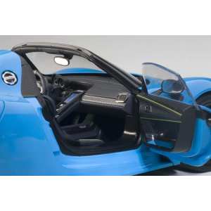 1/18 Porsche 918 Spyder Weissach Package 2013 (blue) синий