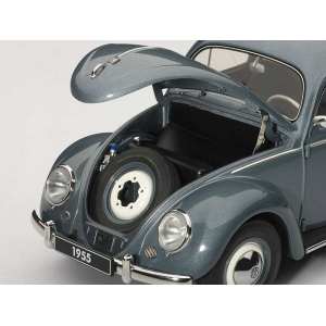 1/18 VOLKSWAGEN BEETLE KAEFER LIMOUSINE 1955 (STRATOS SILVER)