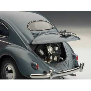 1/18 VOLKSWAGEN BEETLE KAEFER LIMOUSINE 1955 (STRATOS SILVER)