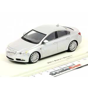 1/43 Buick Regal 2011 Quicksilver Metallic