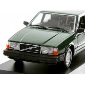 1/43 Volvo 740 GL - 1986 - темно-зеленый