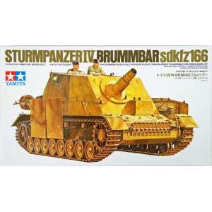 1/35 Самоходное орудие Sturmpanzer IV BRUMMBAR с 2 фигурами