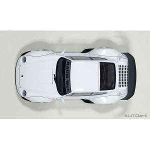 1/18 Porsche 911 (993) RWB (white) белый