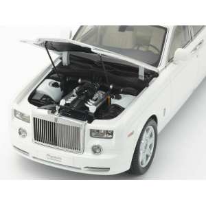 1/18 Rolls Royce Phantom EWB 2003 белый