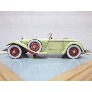 1/43 Mercedes-Benz 680 S Saoutchik Torpedo 1928 sn 40156 beige (бежевый с красным)