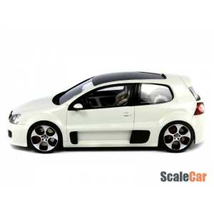 1/18 Volkswagen Golf Gti W12 650 concept белый