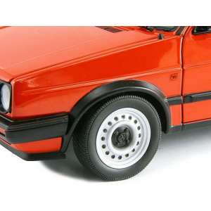 1/18 VOLKSWAGEN GOLF II CL 1988 3 двери красный