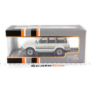 1/43 Toyota Land Cruiser 80 (LC80) 4х4 1996 белый металлик