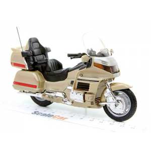 1/18 Honda Gold Wing золотистый