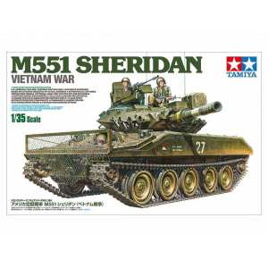 1/35 Американский танк Sheridan. Вьетнамская война. С тремя фигурами.