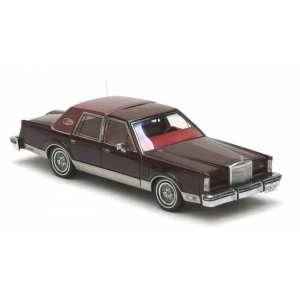 1/43 Lincoln Mark VI Sedan 1980 Red Metallic
