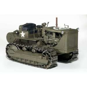 1/35 Трактор U.S. TRACTOR w/Towing Winch & Crewmen