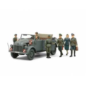 1/35 Штабная машина Steyr Type 1500A Kommanderwagen с 7 фигурами, можно собирать с открытыми дверями