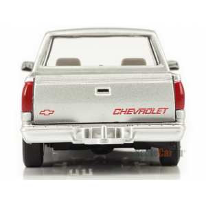 1/24 Chevrolet 454 SS pick-up 1992 серебристый