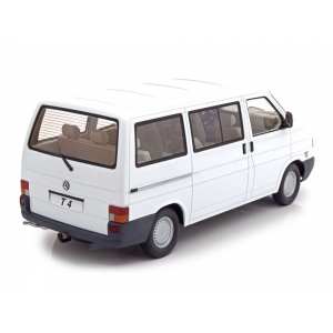 1/18 Volkswagen Bus T4 Caravelle 1992 белый