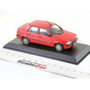 1/43 Dacia Supernova красный