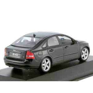 1/43 Volvo S40 2003 черный