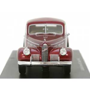 1/43 La Salle Series 50 Coupe 1940 красный металлик