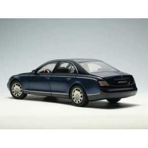 1/18 Maybach 57 SWB (COTE DAZUR BLUE DARK/COTE DAZUR)