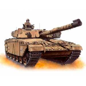 1/35 Английский танк CHALLENGER 1 (Mk.3) с фигурой командира