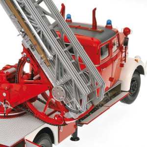 1/18 MERCEDES L 6600 AERIAL LADDER - DL30 - RED/WHITE