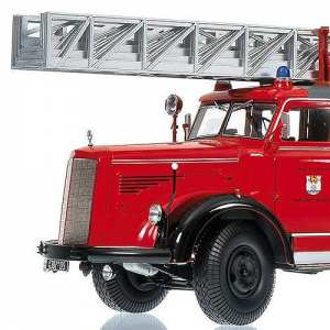 1/18 Mercedes-Benz L 6600 AERIAL LADDER - DL30 - 1950