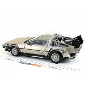 1/18 DeLorean DMC-12 Back To The Future (из к/ф Назад в будущее)