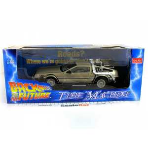 1/18 DeLorean DMC-12 Back To The Future (из к/ф Назад в будущее)