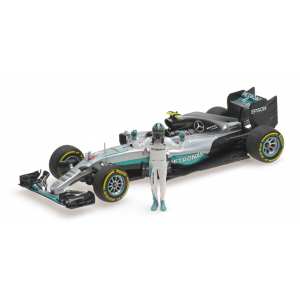 1/43 Mercedes AMG Petronas F1 Team - F1 W07 Hybrid - Rosberg - чемпион мира 2016 с фигуркой