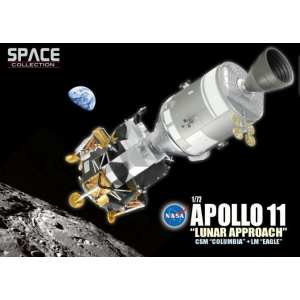 1/72 Космический аппарат NASA APOLLO 11 LUNAR APPROACH CSM COLUMBIA + LM EAGLE