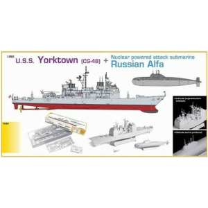 1/700 Корабль U.S.S. YORKTOWN CG 48 + N.P.A.S. RUSSIAN ALFA