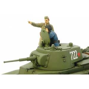 1/35 Советский танк БТ-7 (выпуск 1937 г), c фигурами командира танка и офицера, фототравление, наборные траки, 3 вар-та декалей