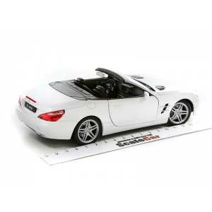 1/24 Mercedes-Benz SL500 R231 2012 белый