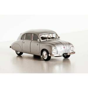 1/43 Tatra 600 Tatraplan серый