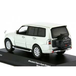 1/43 Mitsubishi Pajero Long Super Exceed White