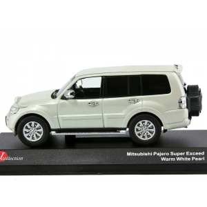 1/43 Mitsubishi Pajero Long Super Exceed White