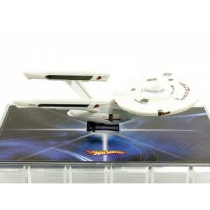 1/500 Star Trek USS Enterprise Space Station Comic-Con Special