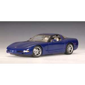 1/18 Chevrolet Corvette Coupe C6 Commemorative Edition 2004 синий металлик