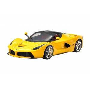 1/24 Ferrari LaFerrari желтый