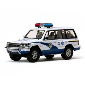 1/18 Mitsubishi Pajero Long 3.5 V6 China Police (GongAn) Полиция Китая