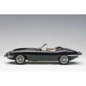 1/18 Jaguar E-Type Roadster Series I 3.8 черный