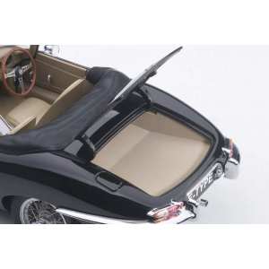 1/18 Jaguar E-Type Roadster Series I 3.8 черный