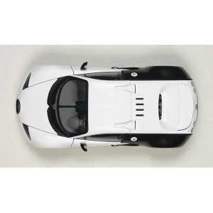 1/18 Bugatti Veyron Super Sport Pur Blanc Edition 2012 белый матовый с черным карбоном