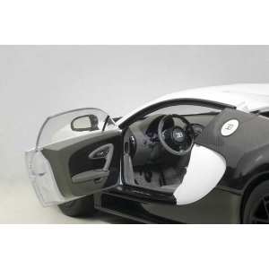 1/18 Bugatti Veyron Super Sport Pur Blanc Edition 2012 белый матовый с черным карбоном