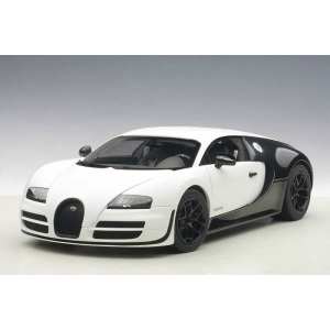 1/18 Bugatti Veyron Super Sport Pur Blanc Edition 2012 белый матовый с черным карбоном